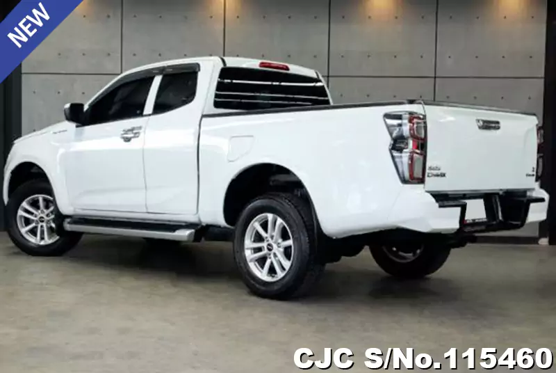 Isuzu D-Max in White for Sale Image 1