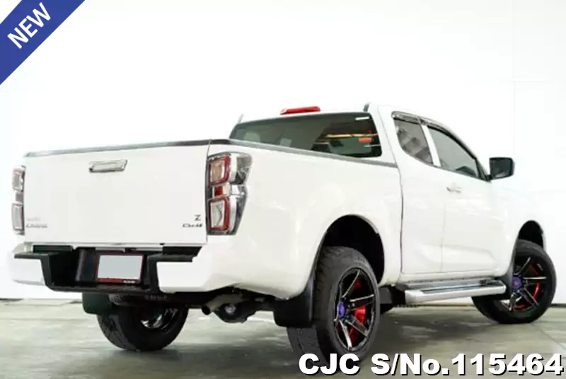 Isuzu D-Max in White for Sale Image 2