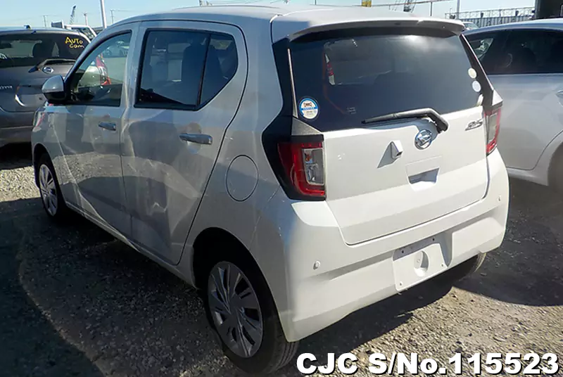 Daihatsu Mira E:S in Pearl White for Sale Image 1