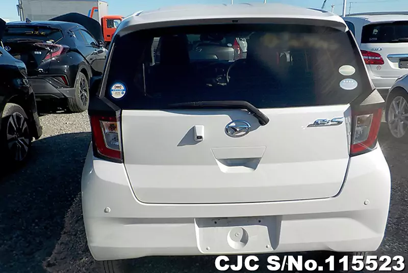 Daihatsu Mira E:S in Pearl White for Sale Image 5