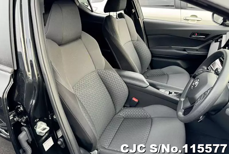 2023 Toyota / C-HR Stock No. 115577