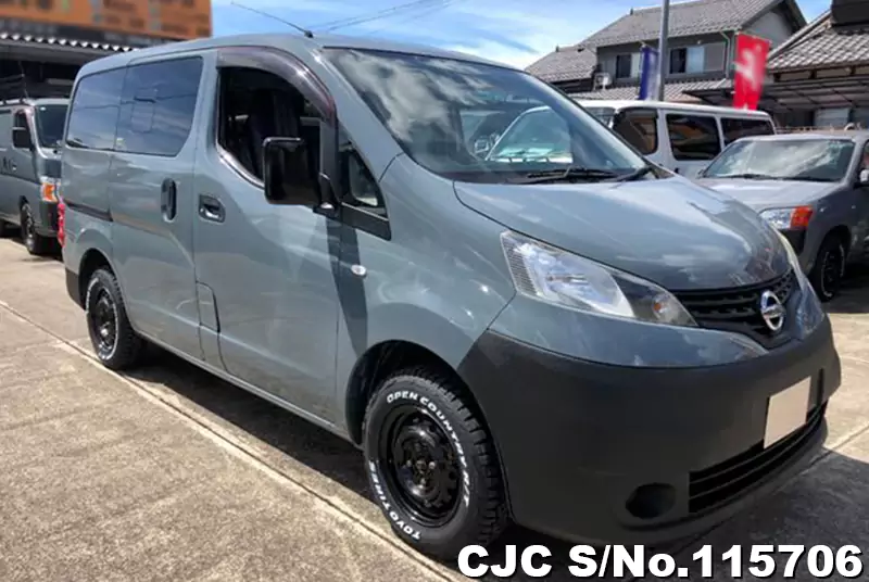 Nissan NV200