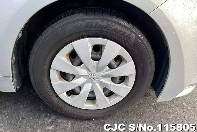 Toyota Corolla in Silver for Sale Image 12