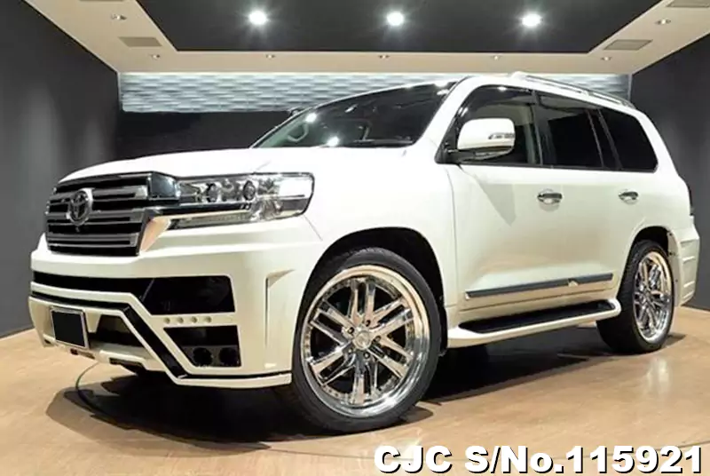 Toyota / Land Cruiser 2016