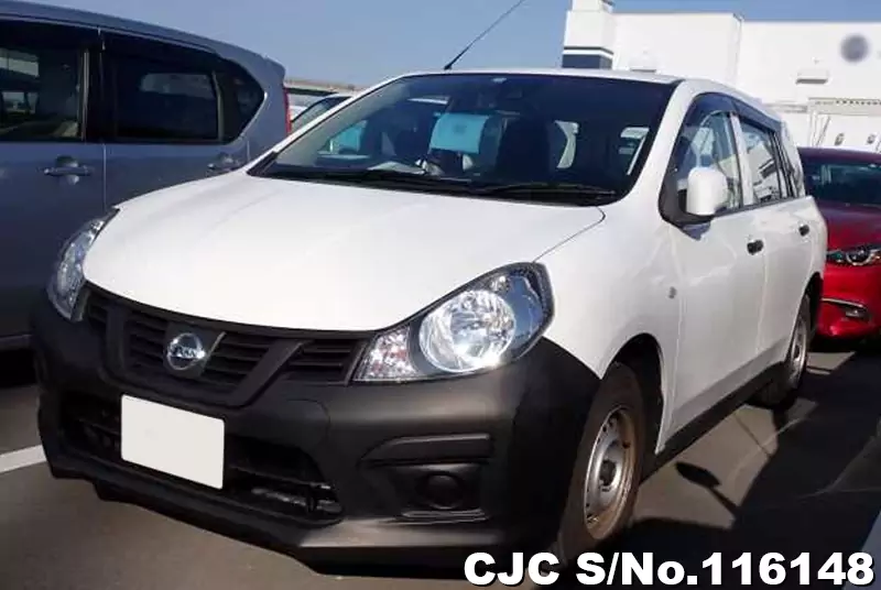 Nissan AD Van