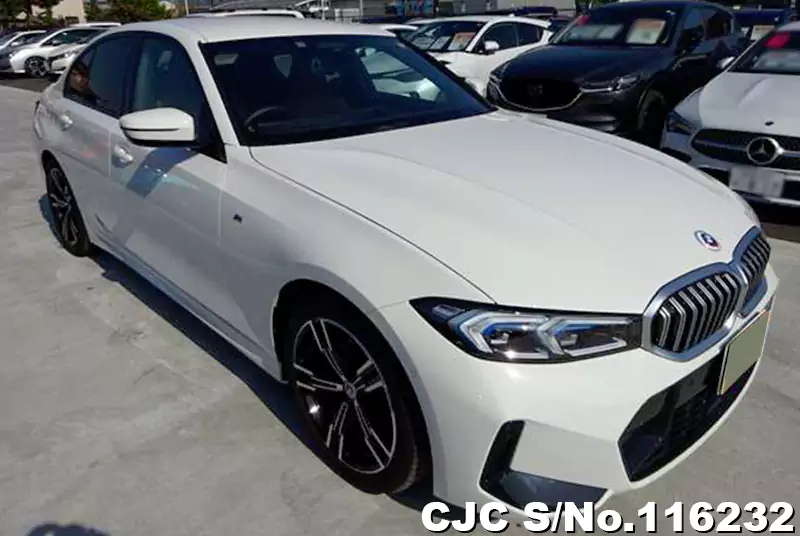 BMW / 3 Series 2023