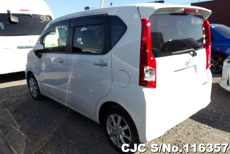 Daihatsu Move in White for Sale Image 1