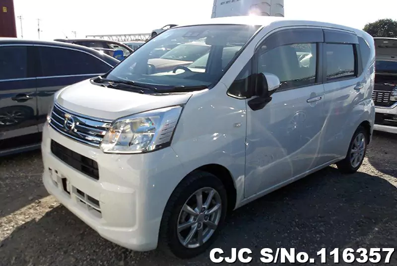 Daihatsu Move in White for Sale Image 3
