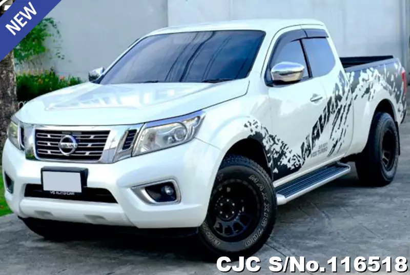 Nissan Navara in White for Sale Image 2