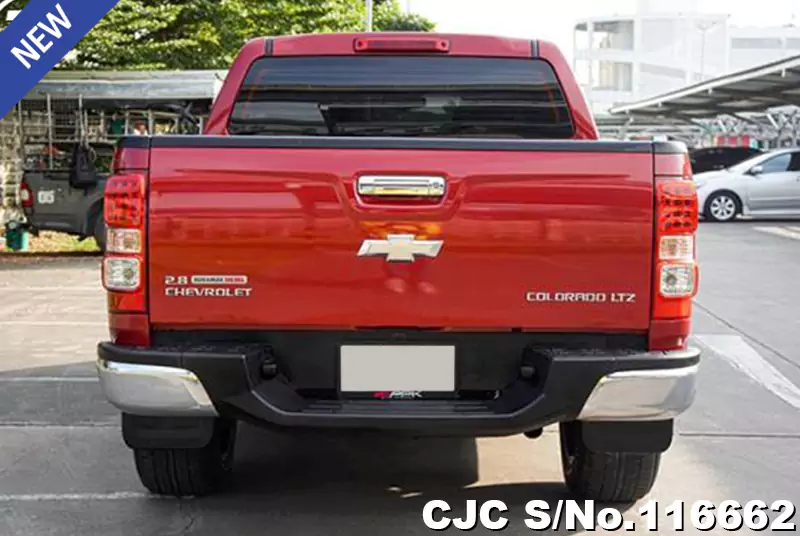 Chevrolet Colorado in Red for Sale Image 5
