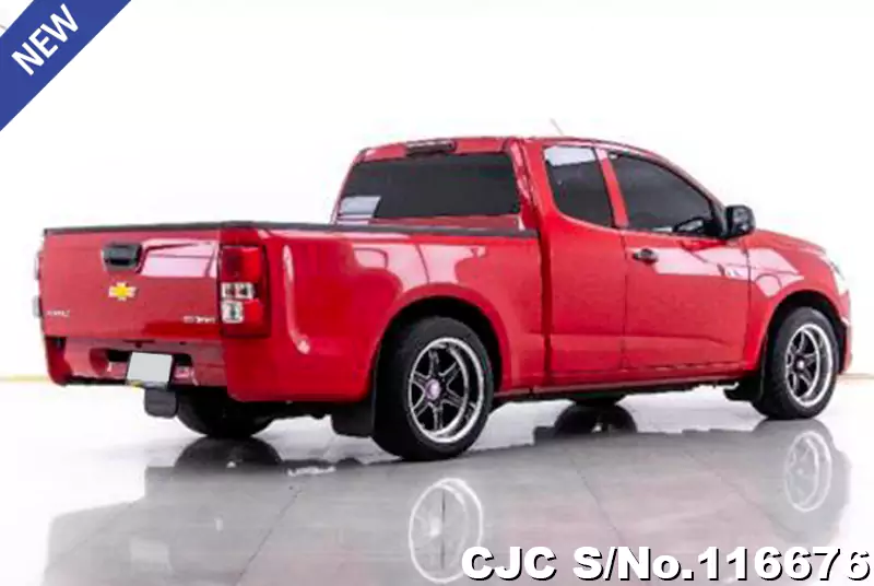 Chevrolet Colorado in Red for Sale Image 2