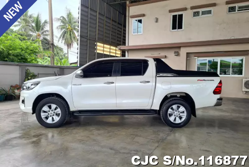 2020 Toyota / Hilux Stock No. 116877