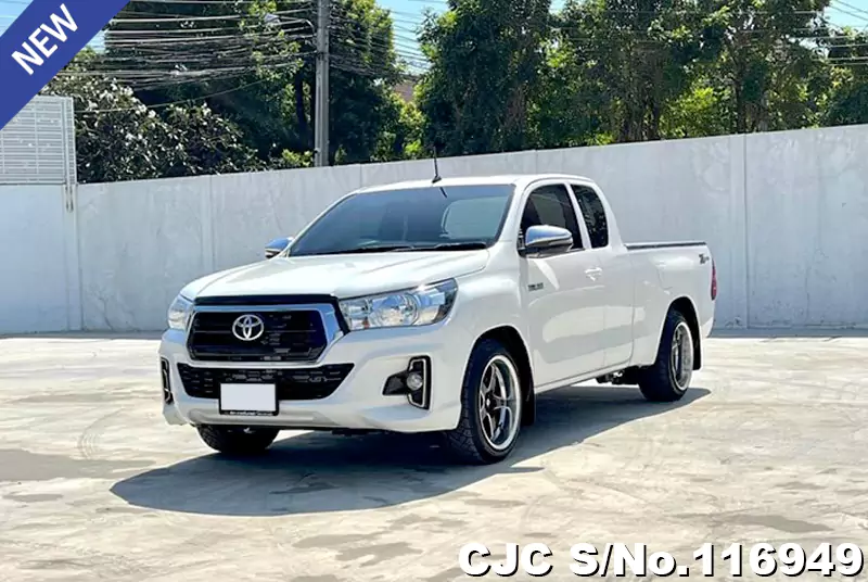 2019 Toyota / Hilux / Revo Stock No. 116949