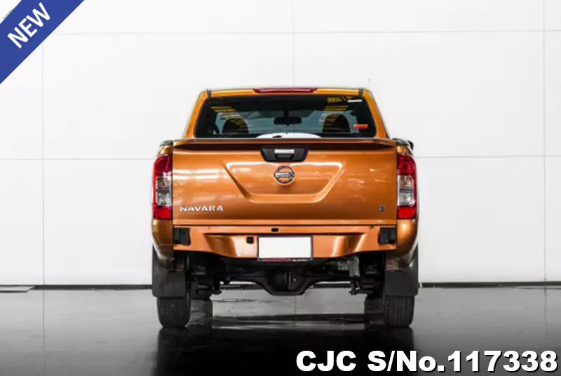 Nissan Navara in Orange for Sale Image 5