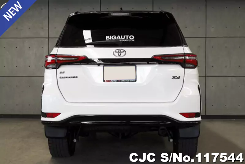 2022 Toyota / Fortuner Stock No. 117544