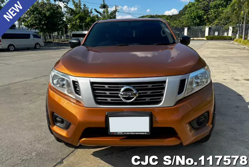 Nissan Navara in Orange for Sale Image 3