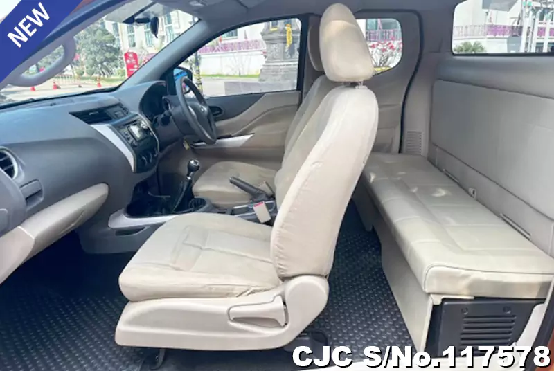 2019 Nissan / Navara Stock No. 117578