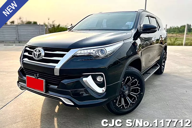 2017 Toyota / Fortuner Stock No. 117712
