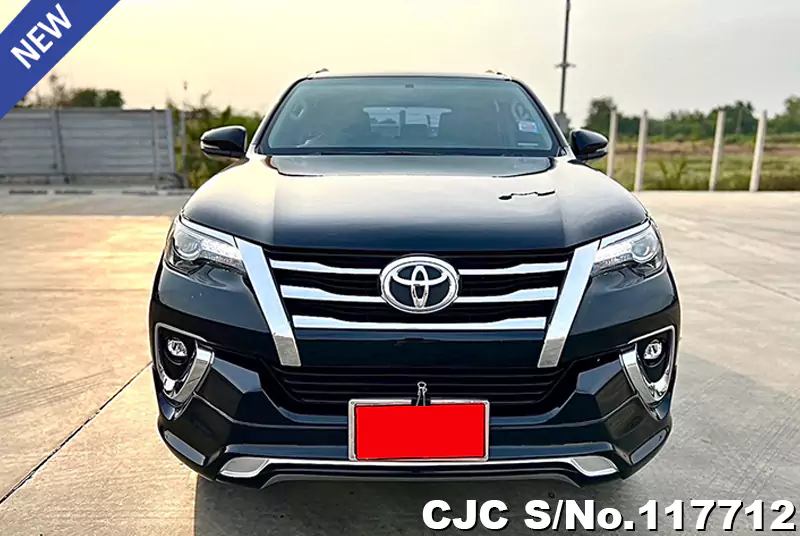 2017 Toyota / Fortuner Stock No. 117712