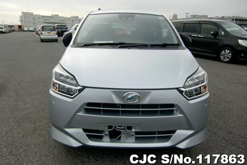 Daihatsu Mira E:S in Silver for Sale Image 4