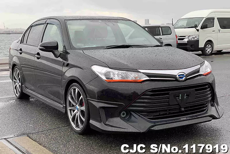 Toyota / Corolla Axio 2015