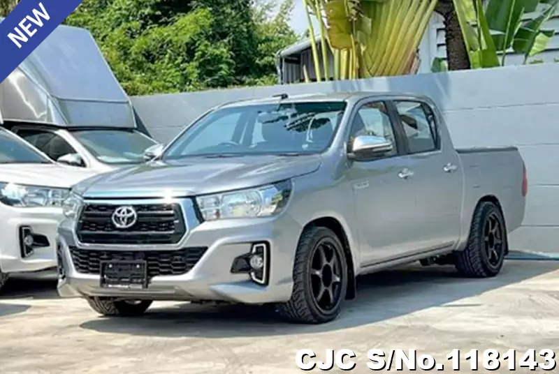 2019 Toyota / Hilux / Revo Stock No. 118143