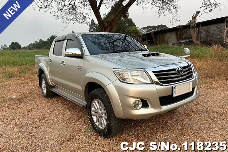 Toyota / Hilux / Vigo 2013