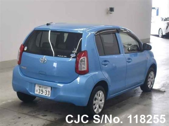 Toyota Passo in Blue for Sale Image 2
