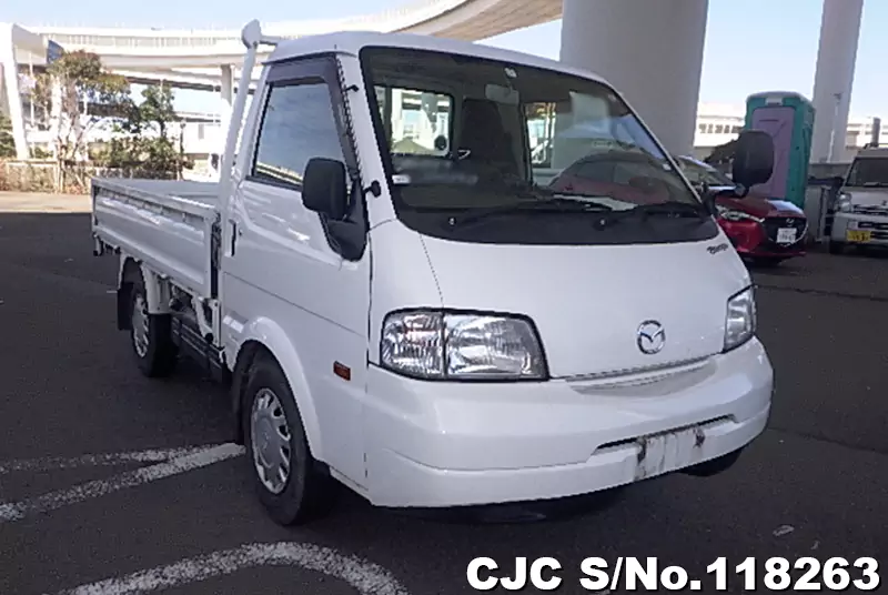 Mazda / Bongo 2017