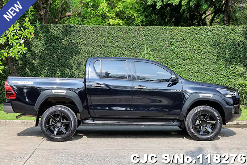 2023 Toyota / Hilux Stock No. 118276