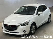 Mazda / Demio 2015