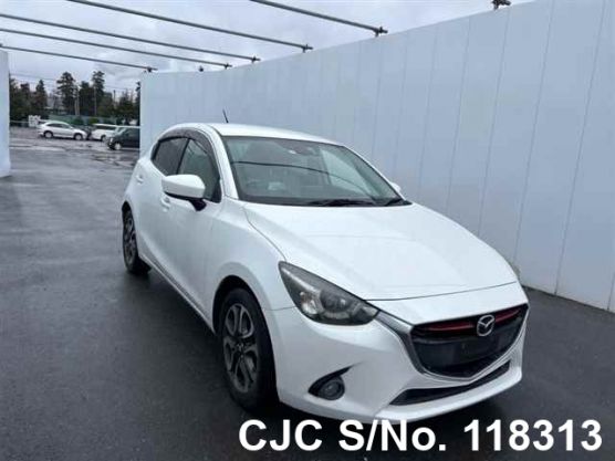 Mazda Demio in White for Sale Image 0