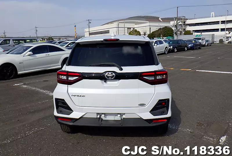 Toyota Raize in White for Sale Image 5