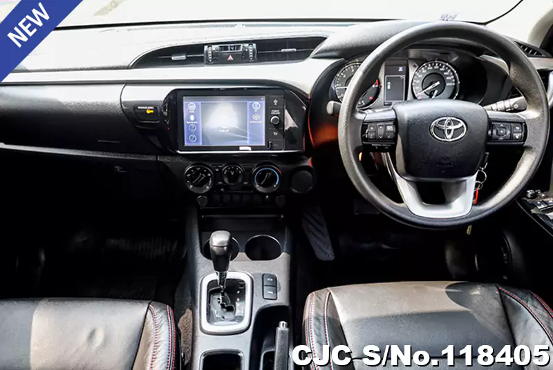 Toyota Hilux in Gray for Sale Image 9