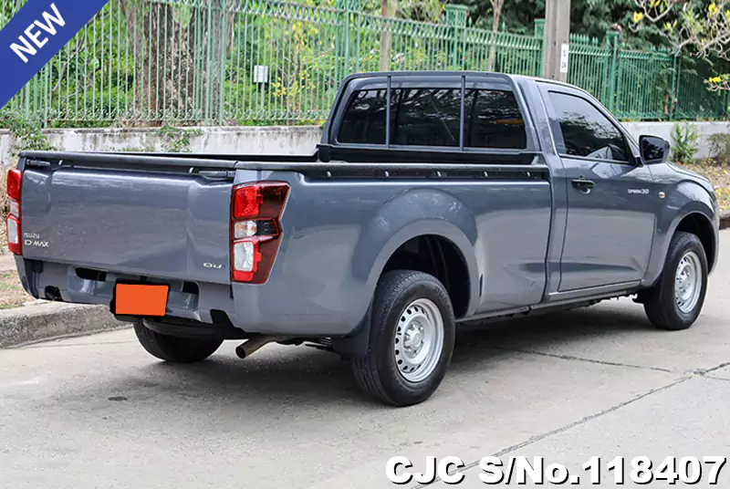 Isuzu D-Max in Gray for Sale Image 2