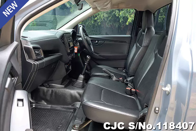 Isuzu D-Max in Gray for Sale Image 11