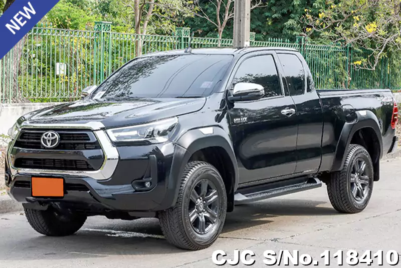 Toyota Hilux in Gray for Sale Image 3