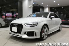 Audi / RS3 2018