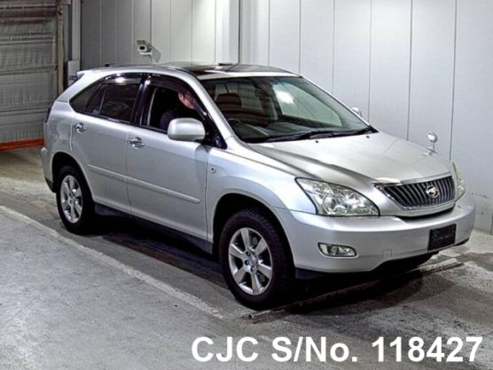 Toyota Harrier in Silver for Sale Image 0