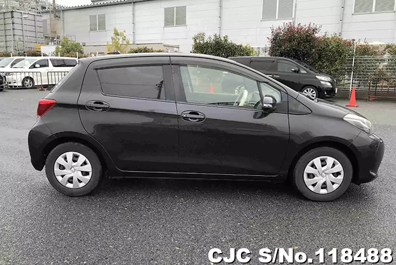 2015 Toyota Vitz Black for sale | Stock No. 118488 | Japanese Used Cars ...