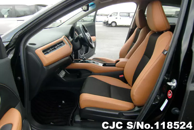 Honda Vezel in Black for Sale Image 11