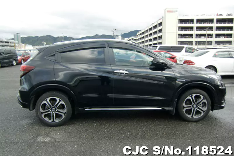 Honda Vezel in Black for Sale Image 6