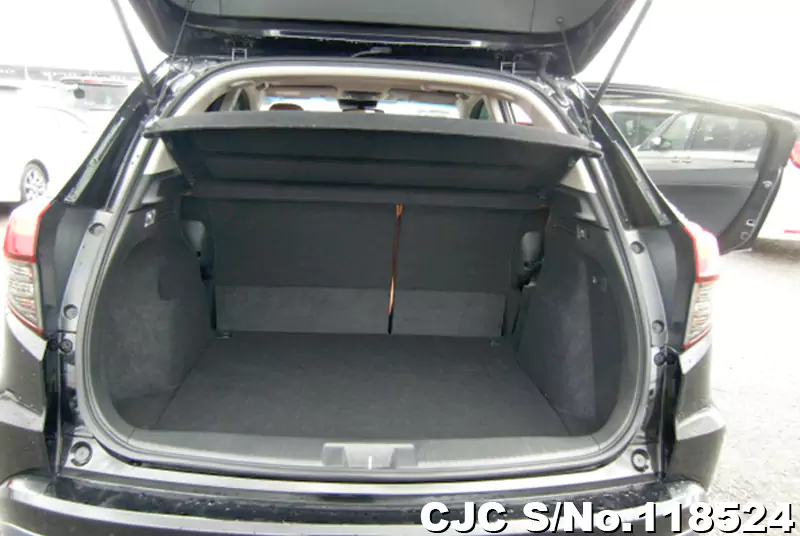 Honda Vezel in Black for Sale Image 8