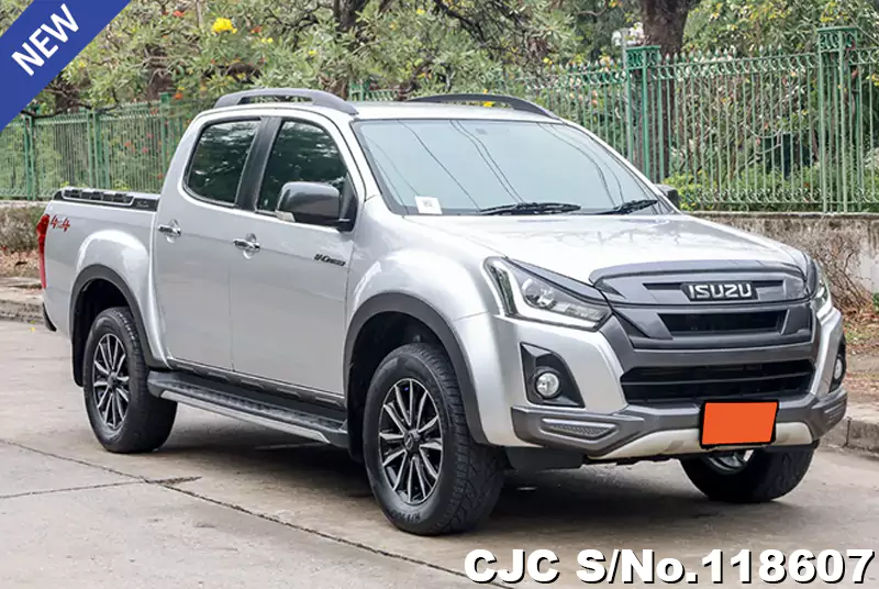 Isuzu D-Max in Silver for Sale Image 0