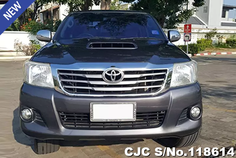 2013 Toyota / Hilux Stock No. 118614