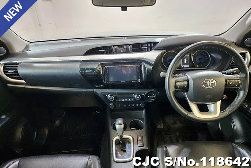 Toyota Hilux in Silver for Sale Image 9