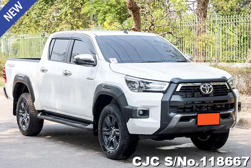 Toyota Hilux in White for Sale Image 0