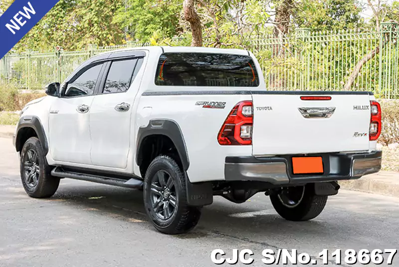 Toyota Hilux in White for Sale Image 1