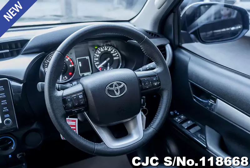 Toyota Hilux in Black for Sale Image 10
