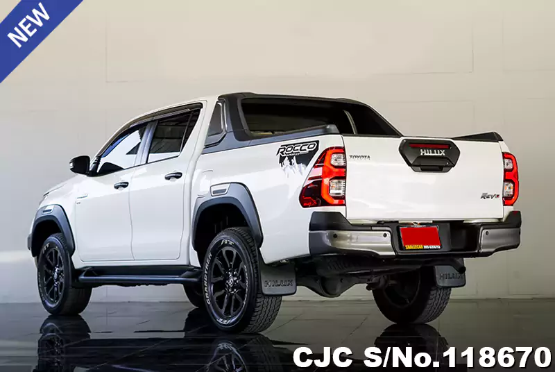 Toyota Hilux in White for Sale Image 1